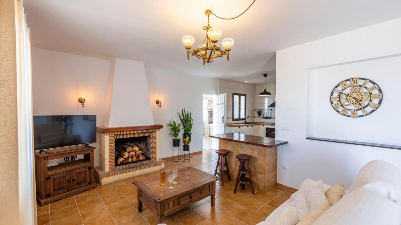Villa Patricia Torrox By Ruralidays Eksteriør billede